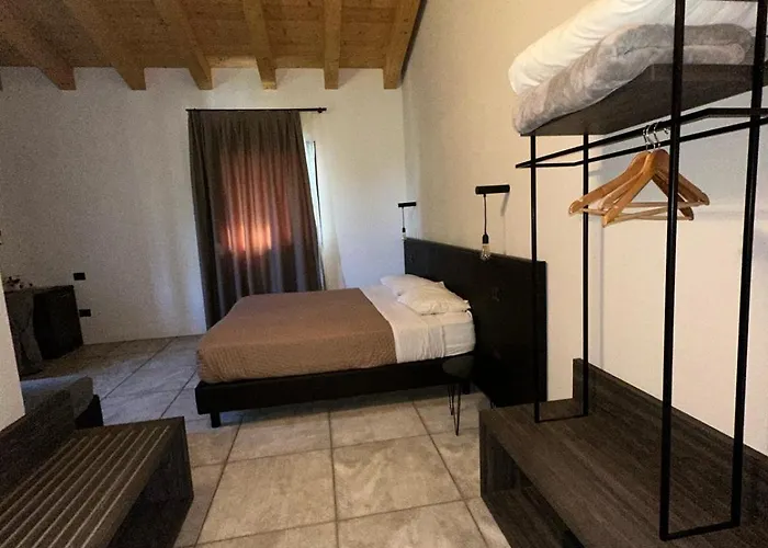 Hotel Taverna Napoleone