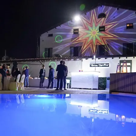 Taverna Napoleone Hotell