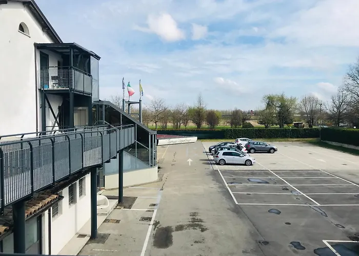 Taverna Napoleone Hotel