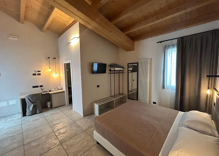 Taverna Napoleone 3* San Lorenzo (Modena)