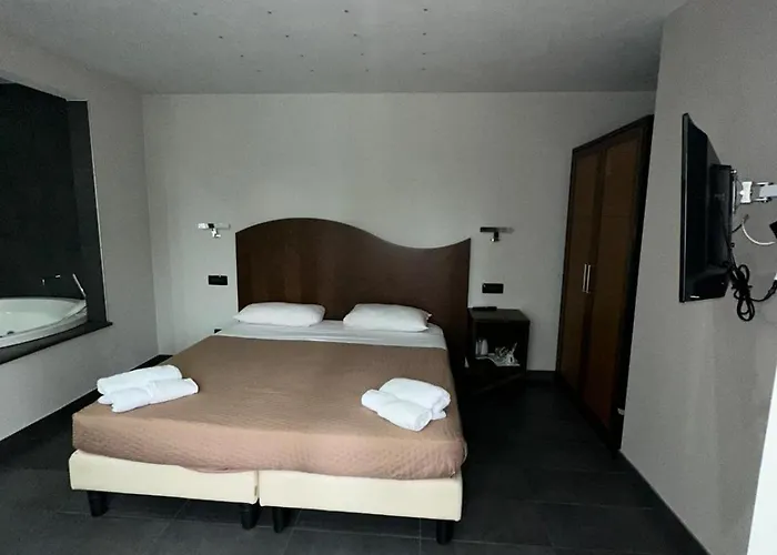 Hotell Taverna Napoleone